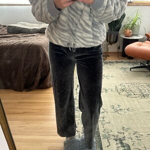 Dark grey velvet cropped sweatpants